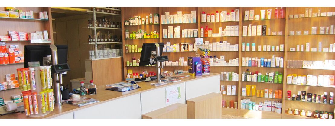 Apotheke am Nikolaus-Knopp-Platz oHG