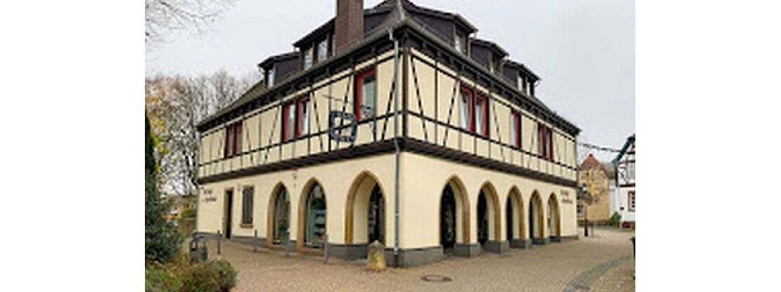 Schloss-Apotheke